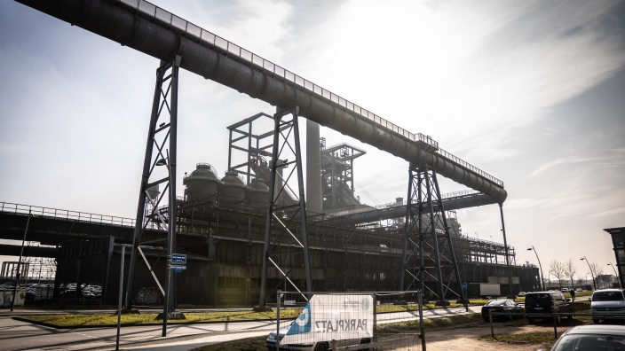 Auf diesem Bild sehen Sie eine alte Industrieanlage auf dem Hoesch-Gelände.