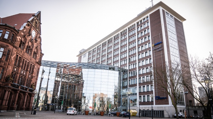 Auf diesem Bild sehen Sie das Dortmunder Stadthaus.