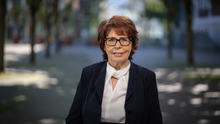 Auf diesem Bild sehen Sie Frau Ingeborg Milde.